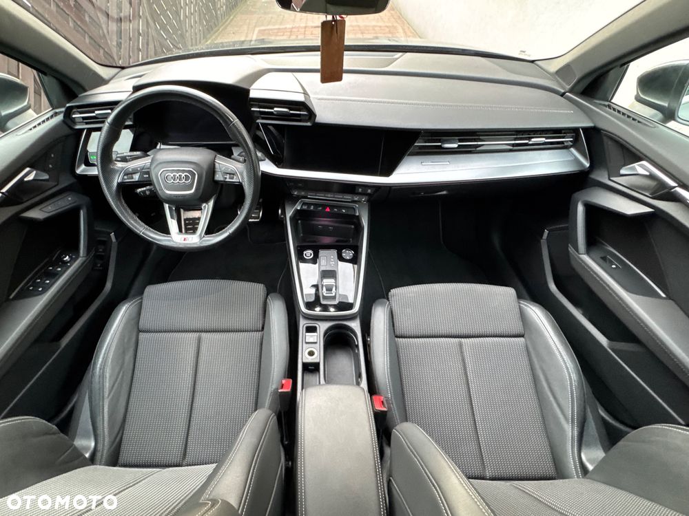 Audi A3 Sportback 1.4 TFSI e-tron S line Sportpaket - 17