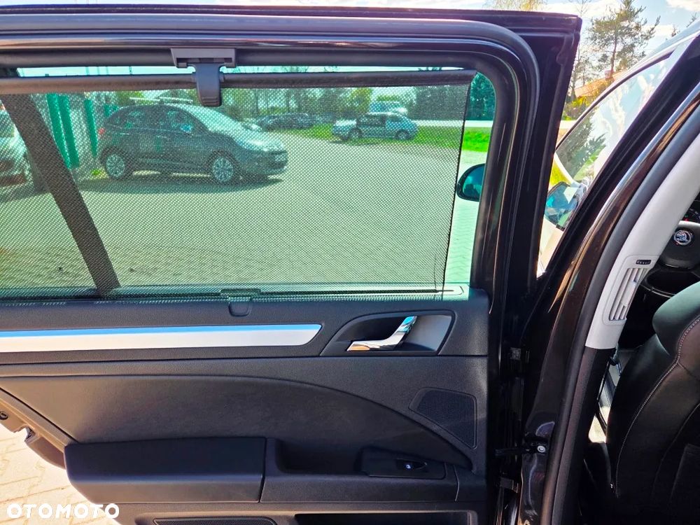 Skoda Superb 1.6 TDI Platinum DSG - 30