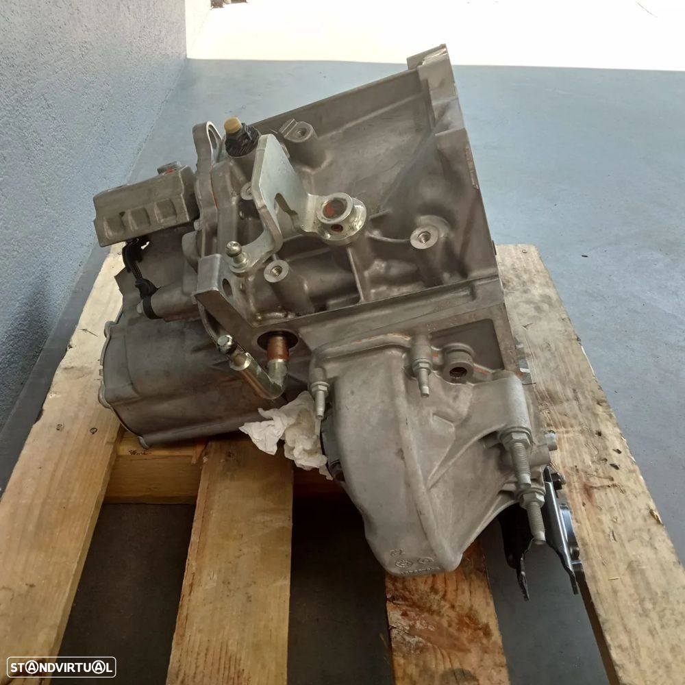 Caixa de Vel Peugeot 308 1.2Puretech 2020 em Stock 20R104 - 2