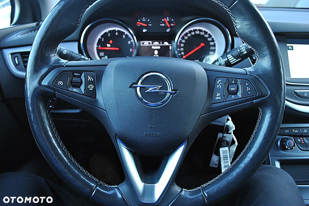 Opel Astra 1.2 Turbo Start/Stop Business Edition - 9