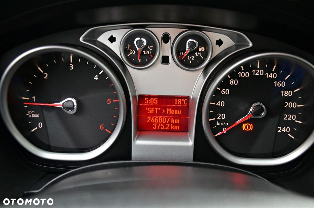 Ford C-MAX 1.8 TDCi Ghia - 11