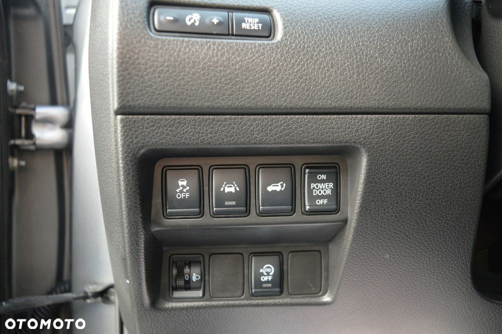 Nissan X-Trail - 8