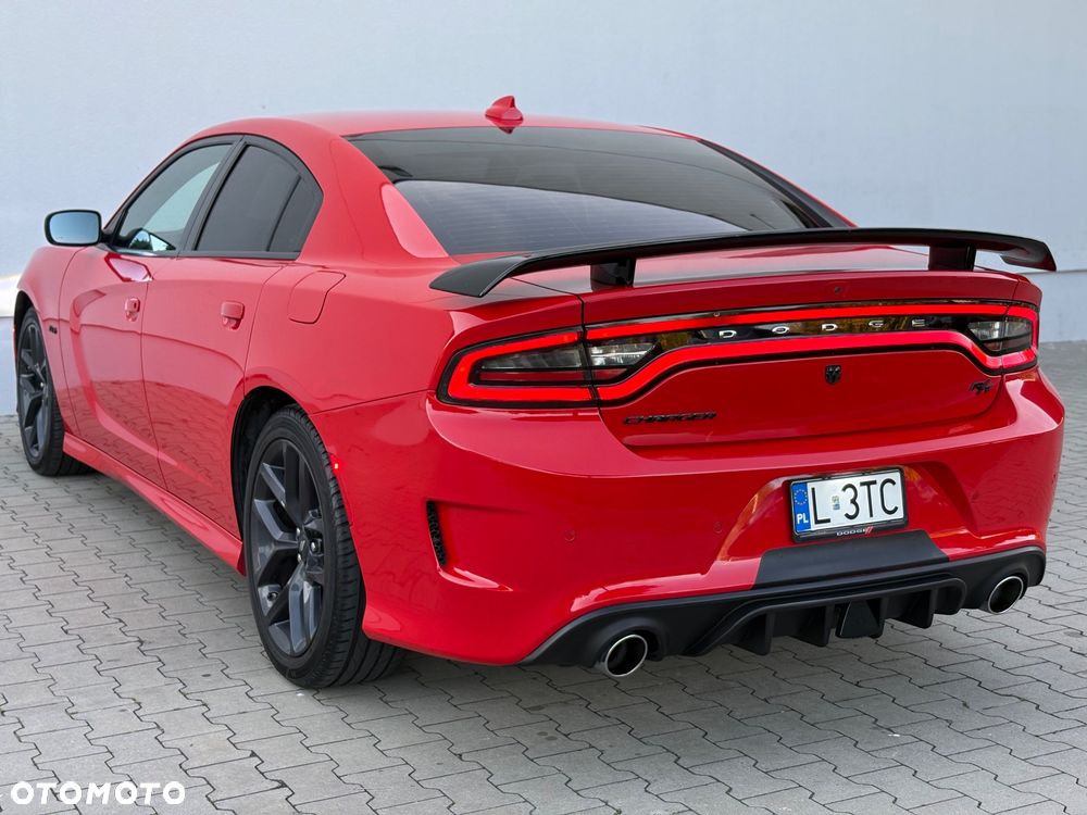 Dodge Charger 5.7 R/T - 10