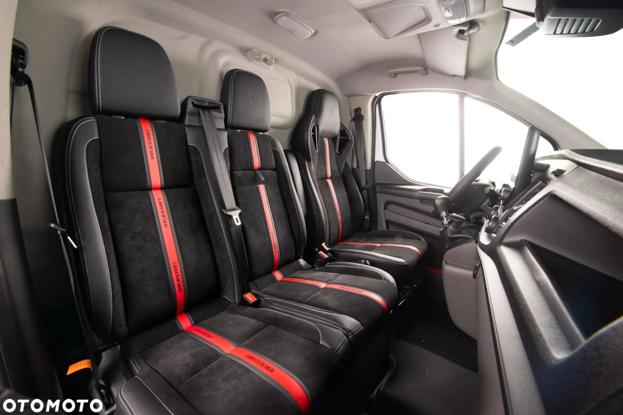 Ford Transit Custom - 11