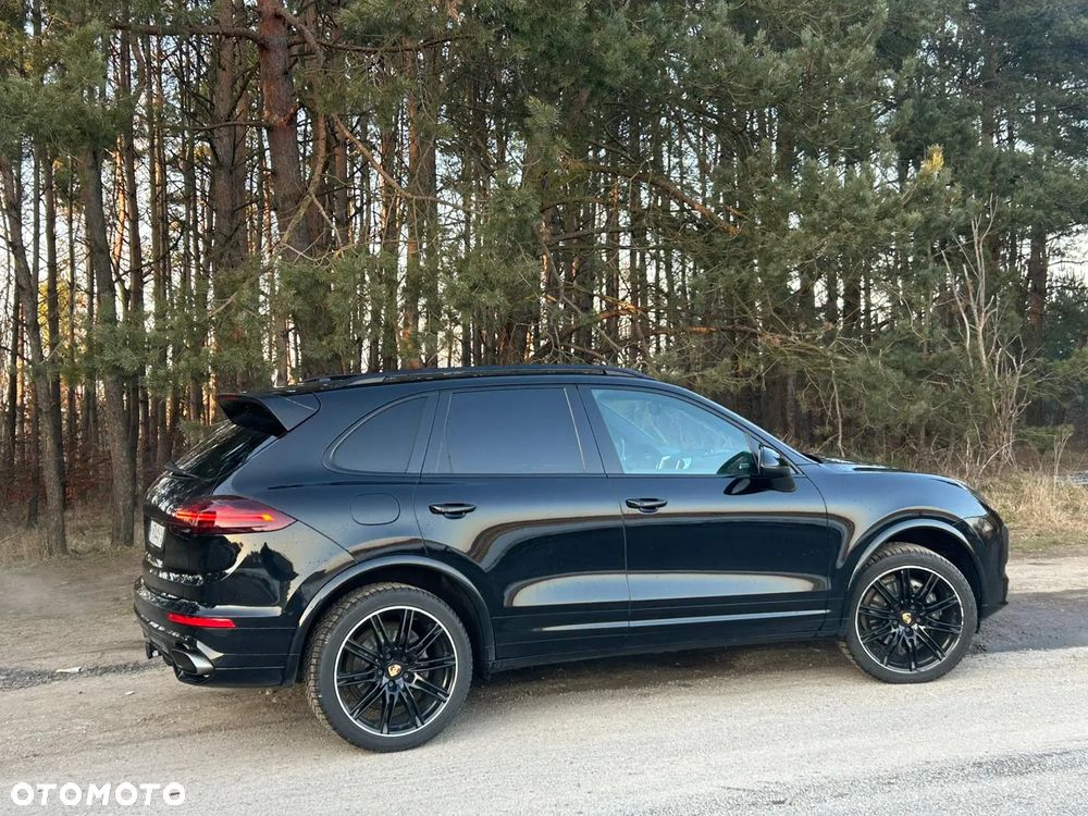 Porsche Cayenne - 9