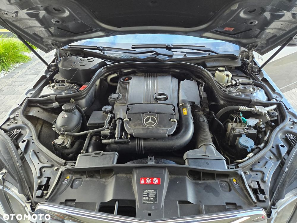 Mercedes-Benz Klasa E 200 BlueEFFICIENCY 7G-TRONIC Avantgarde - 13
