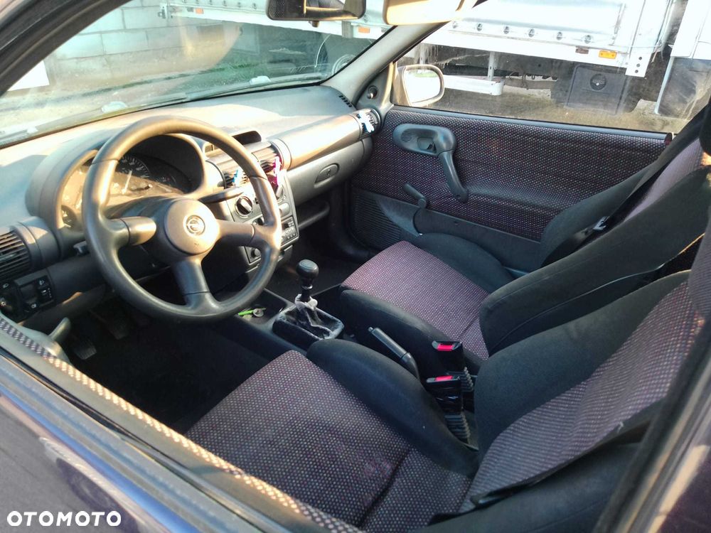 Opel Corsa - 5
