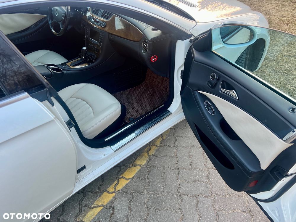 Mercedes-Benz CLS - 17