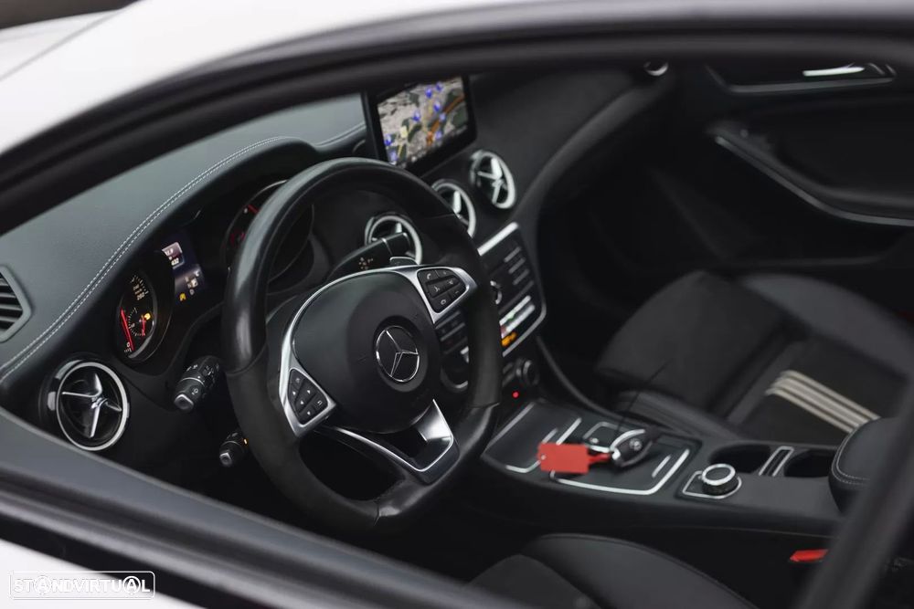 Mercedes-Benz CLA 200 d Shooting Brake AMG Line Aut. - 9
