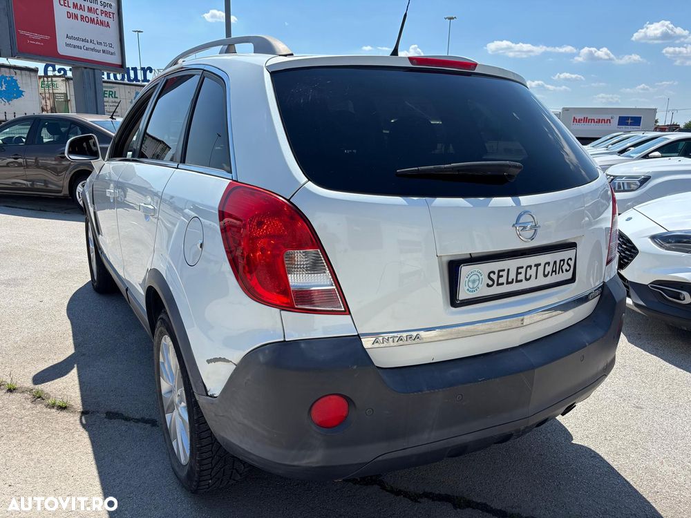 Opel Antara 2.2 ECOTEC AWD Start/Stop Cosmo - 2
