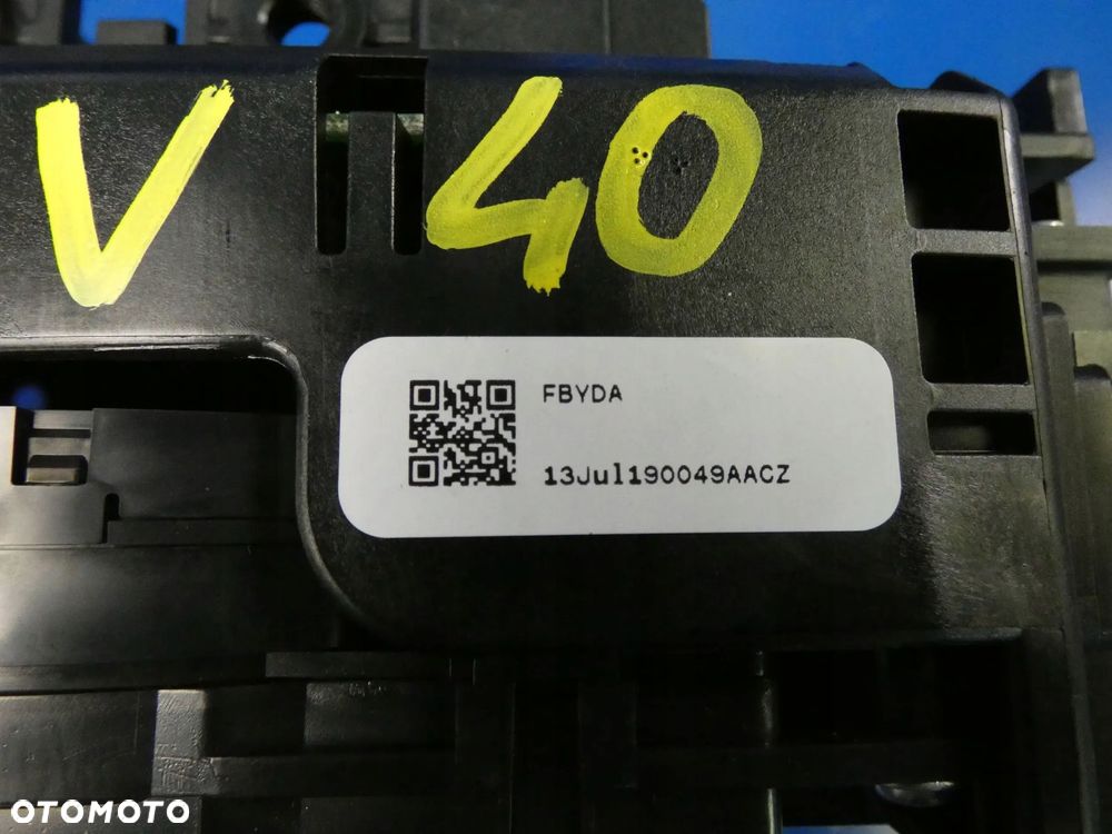 VOLVO V40 II PRZEŁACZNIK ZESPOLONY TAŚMA PODUSZEK MANETKI - 4