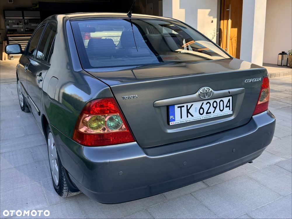 Toyota Corolla 1.6 VVT-i Terra Polaris - 3