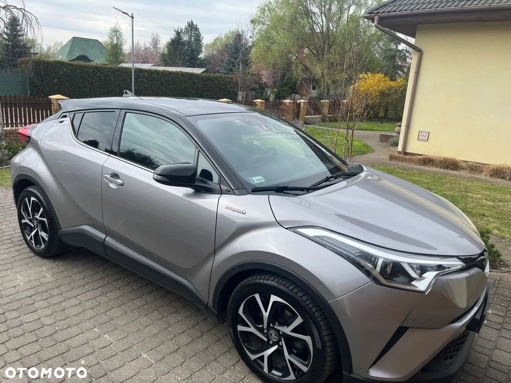 Toyota C-HR 1.8 Hybrid Dynamic - 1