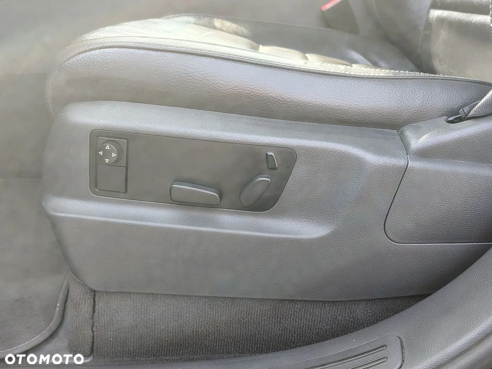 Volkswagen Touareg 3.0 V6 TDI DPF Tiptr - 21
