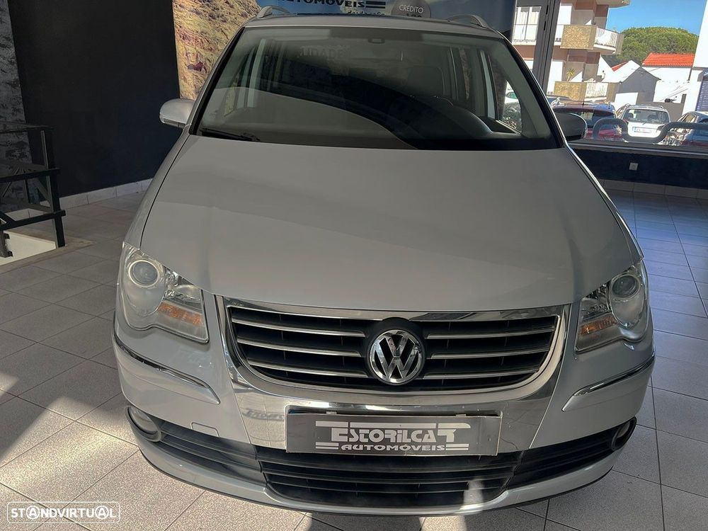 VW Touran 2.0 TDI Highline 7L - 6