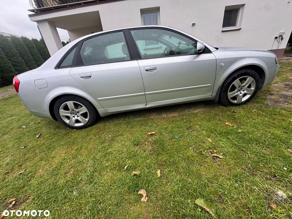 Audi A4 Avant - 3