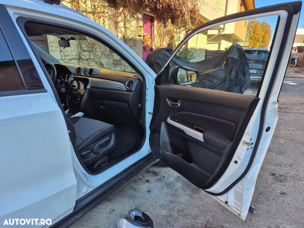 Suzuki Vitara 1.6 4X4 Passion - 12