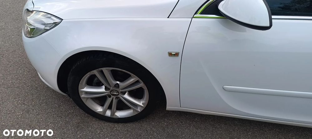 Opel Insignia - 14