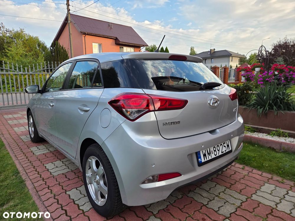 Hyundai i20 1.4 Classic + - 16