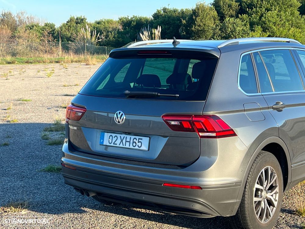 VW Tiguan 2.0 TDI Confortline - 4