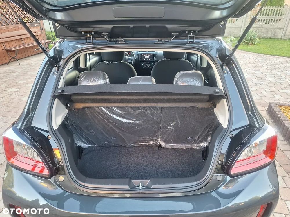 Mitsubishi Space Star 1.2 Intense CVT - 32