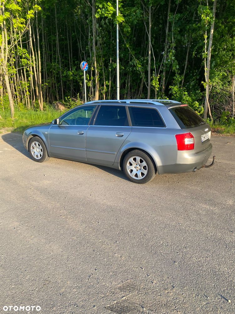 Audi A4 Avant - 5