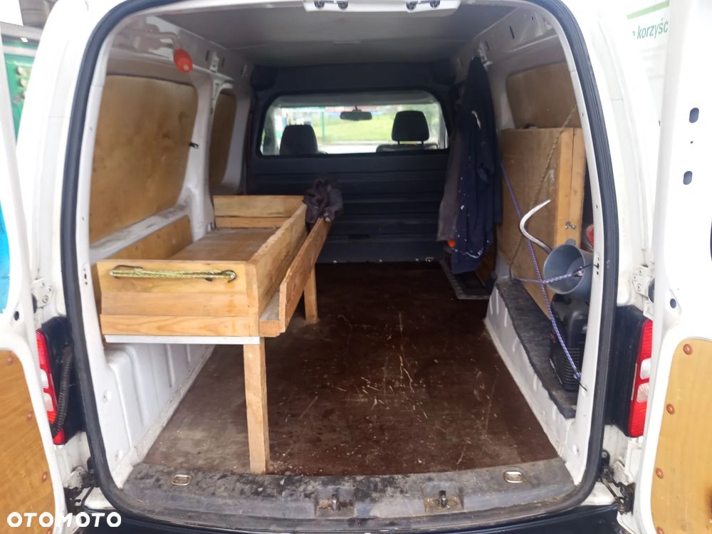 Volkswagen Caddy MAXI long - 17