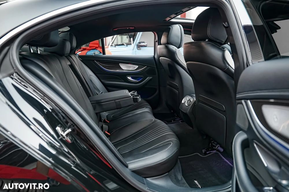 Mercedes-Benz CLS 350 d 4MATIC 9G-TRONIC AMG Line - 11
