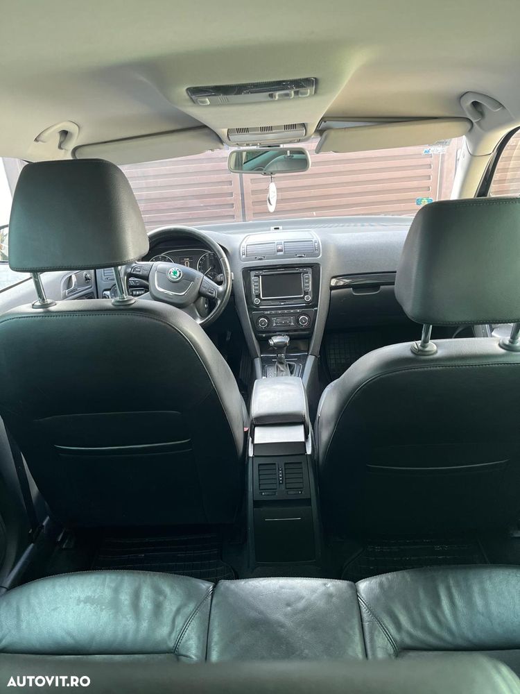 Skoda Octavia 1.8 TSI Laurin Klement DSG - 4