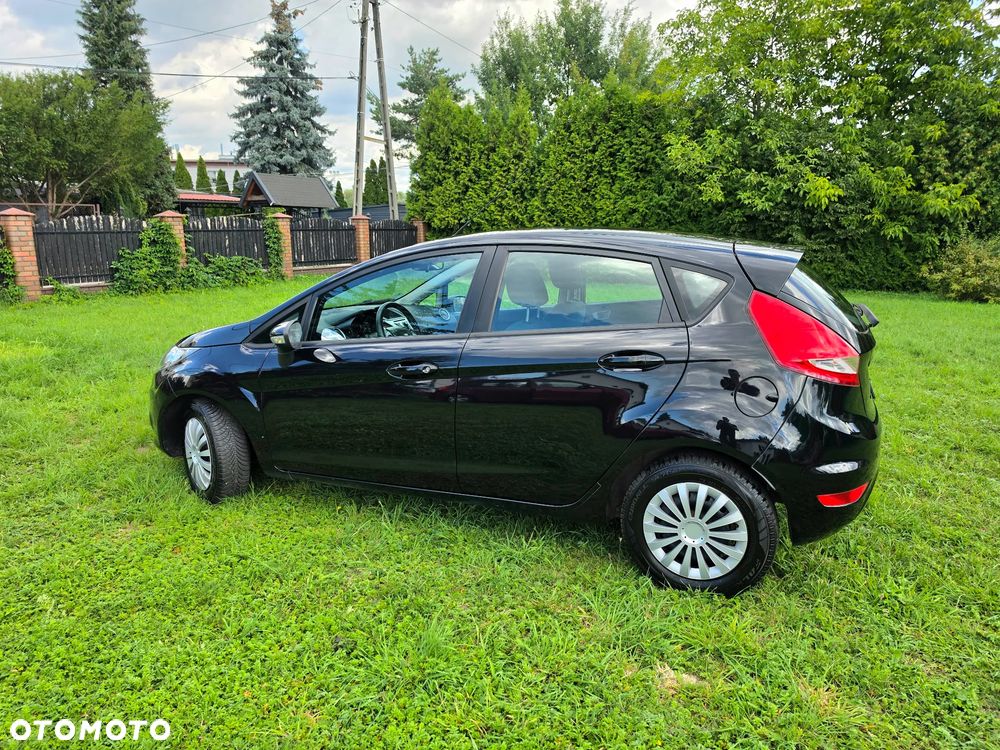 Ford Fiesta 1.25 Champions Edition - 14