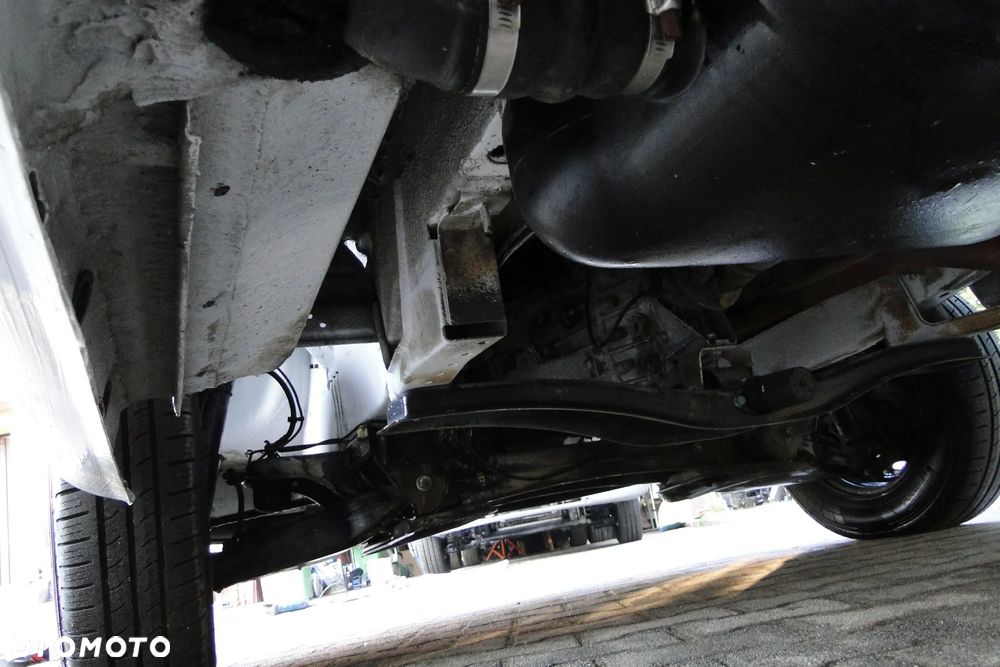 Mercedes-Benz Sprinter - 27