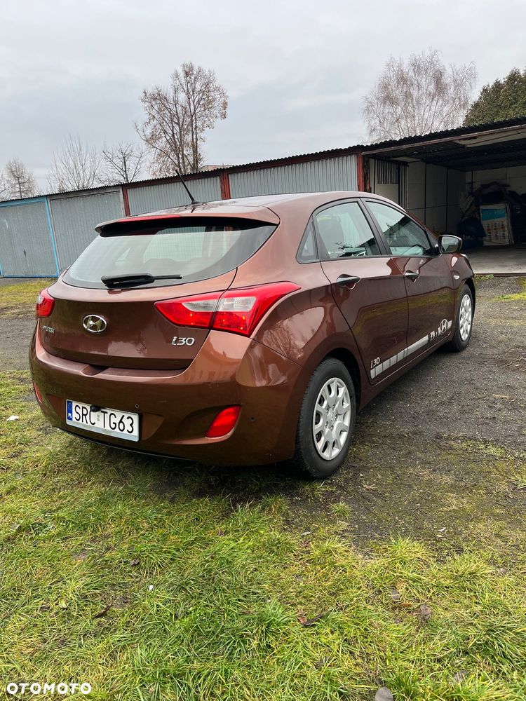 Hyundai i30 1.4 Classic - 9