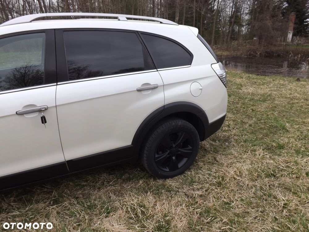 Chevrolet Captiva - 16