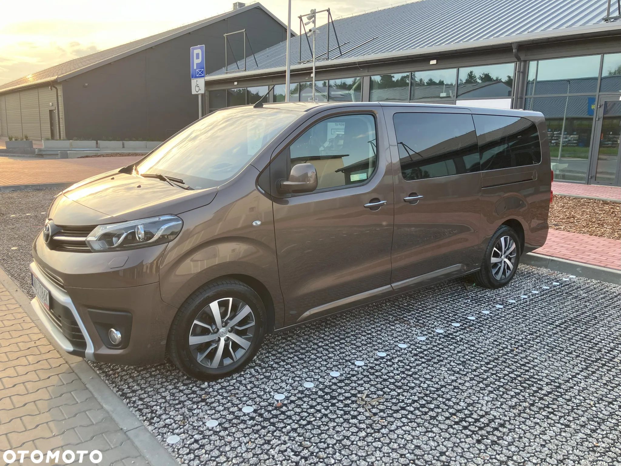 Toyota Proace Verso 2.0 D4-D Long Family - 1