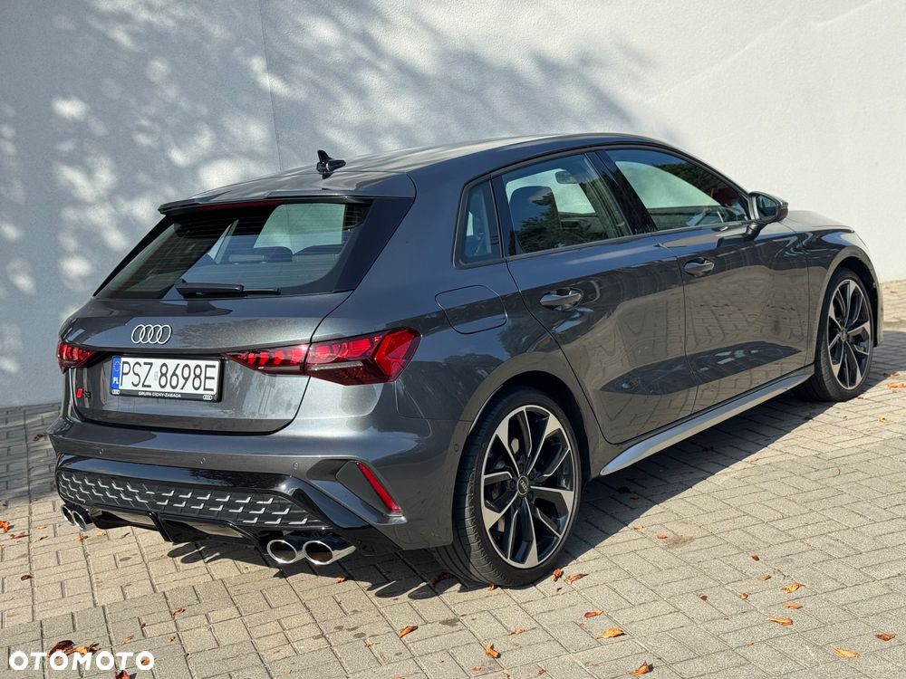 Audi S3 Sportback TFSI  quattro S tronic - 25
