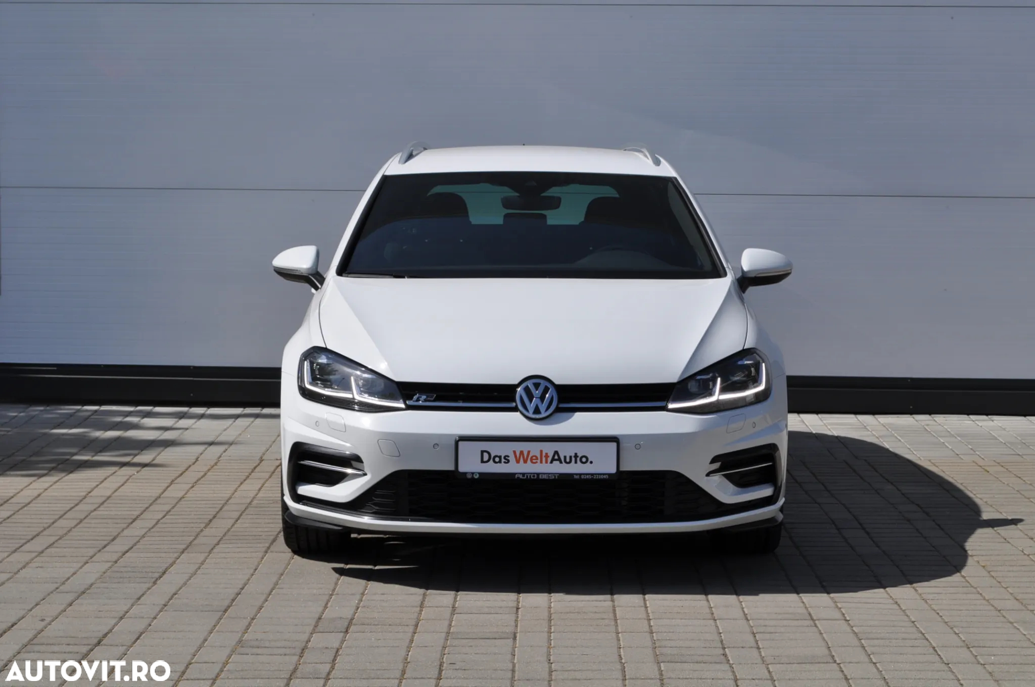 Volkswagen Golf 2.0 TDI DSG R-Line - 9