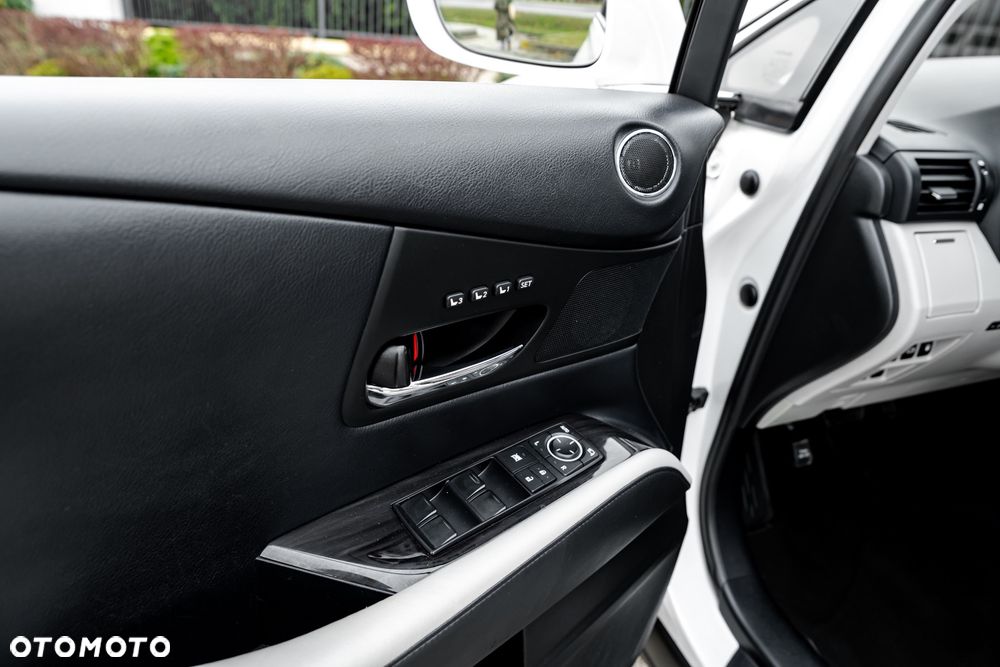 Lexus RX - 19