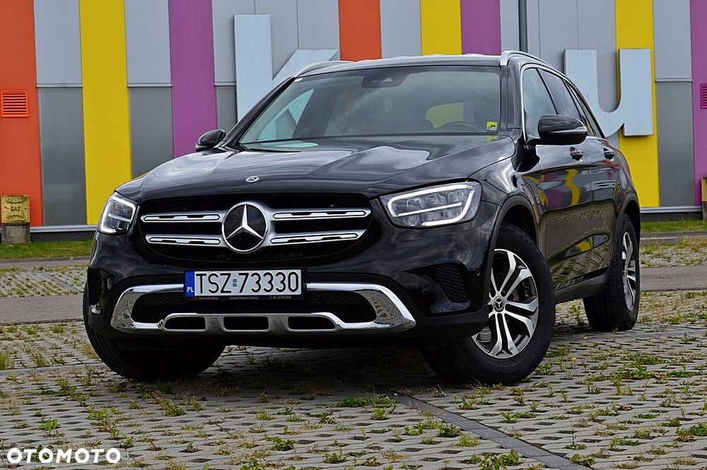 Mercedes-Benz GLC - 32