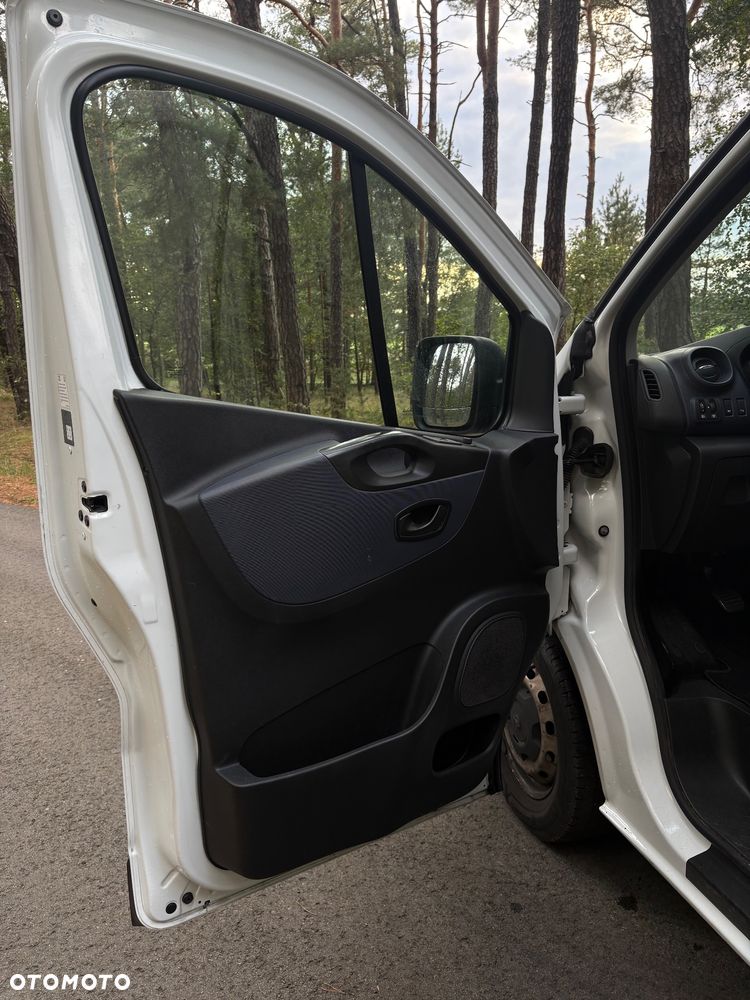 Opel Vivaro - 19