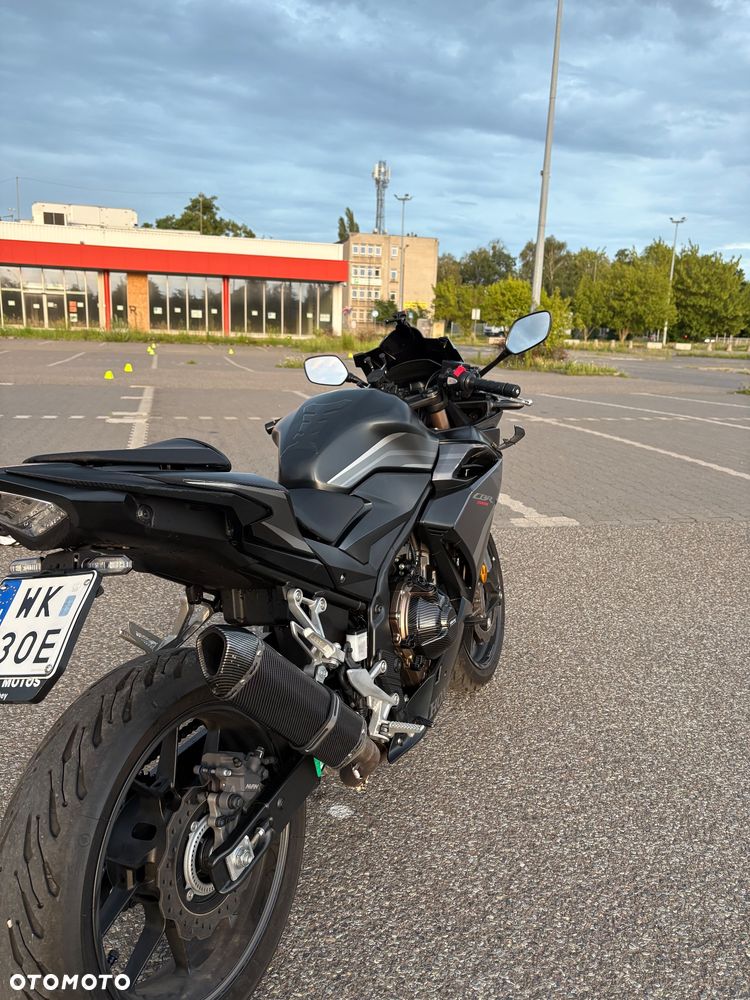 Honda CBR - 7