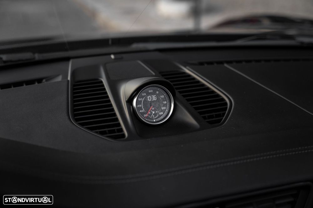Porsche 911 (991) Carrera 4 S PDK - 33
