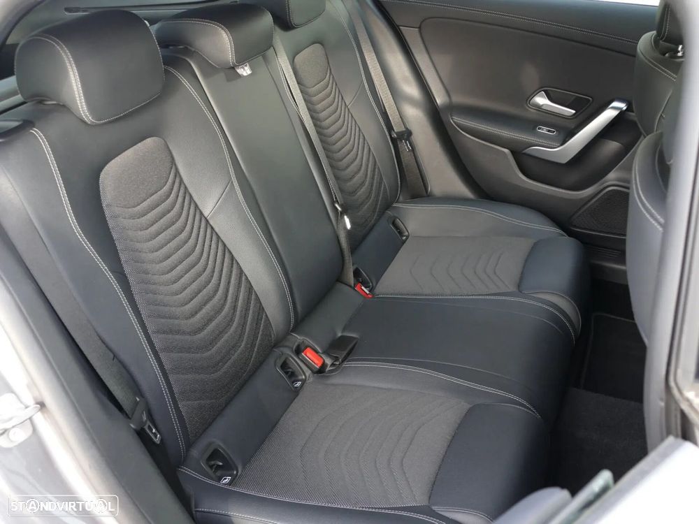 Mercedes-Benz CLA 250 e Shooting Brake Progressive - 31