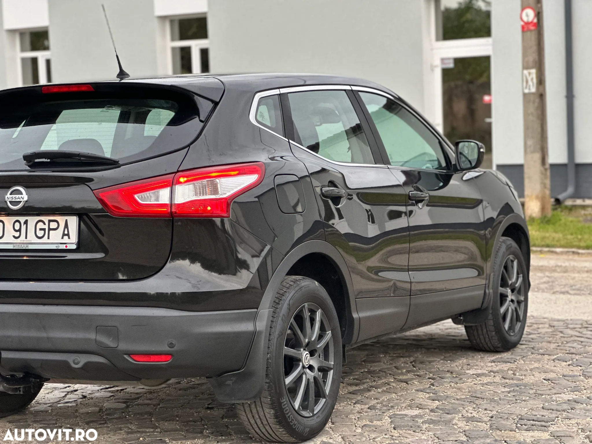 Nissan Qashqai 1.2 DIG-T Start/Stop Visia - 4