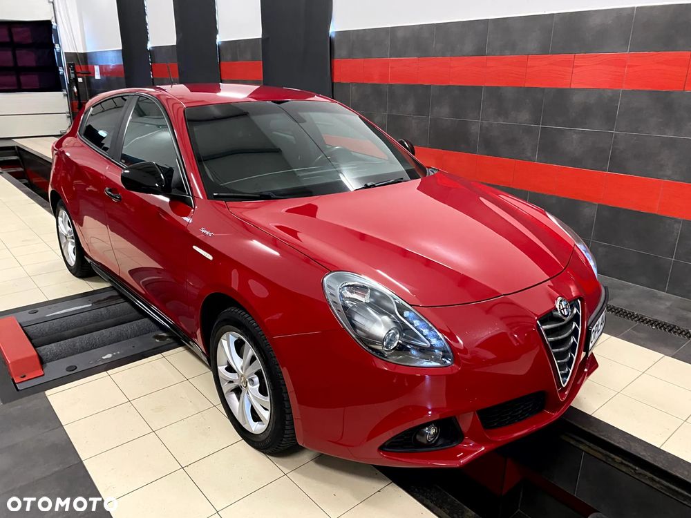 Alfa Romeo Giulietta 2.0 JTDM Exclusive - 8