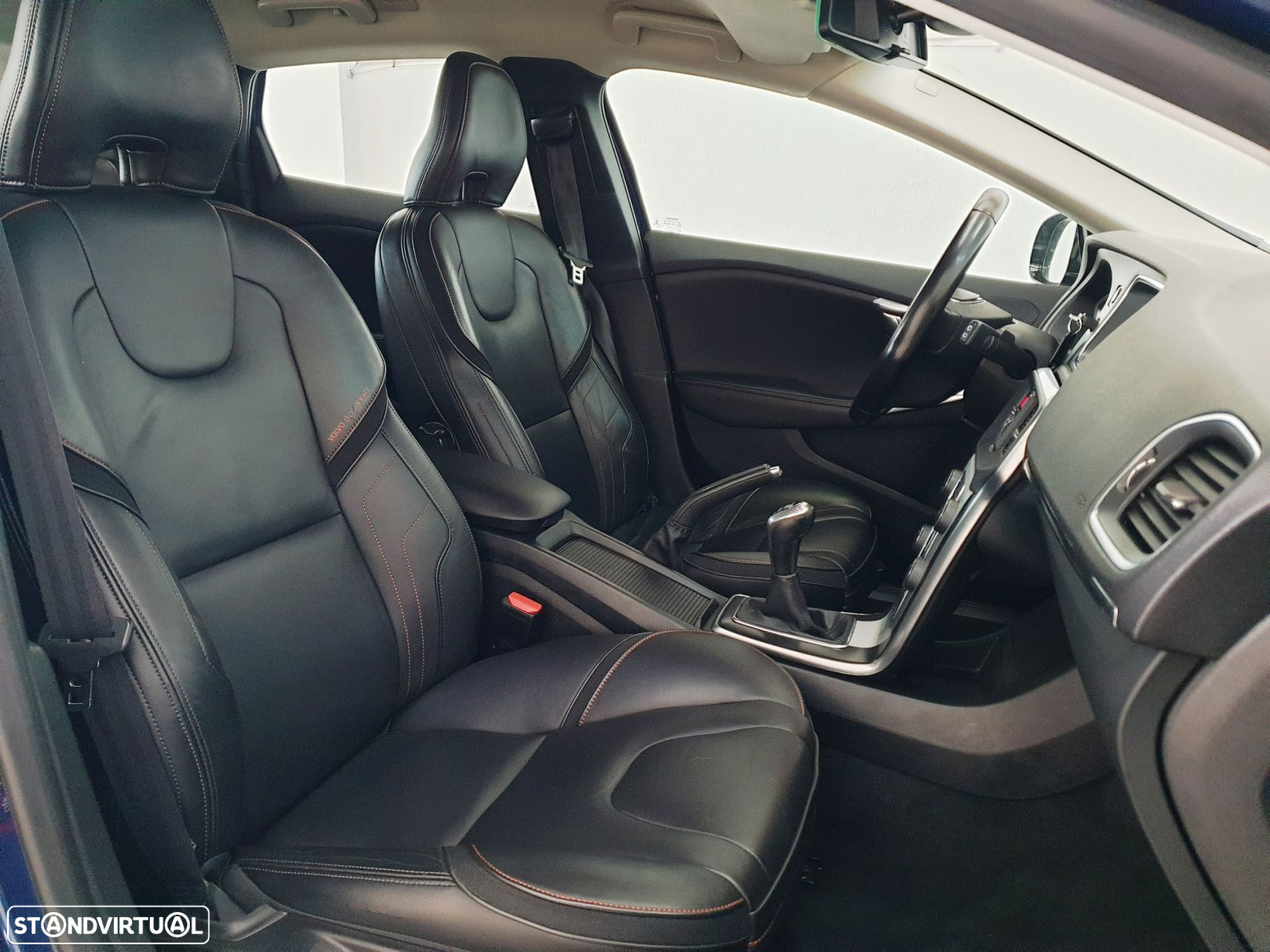 Volvo V40 1.6 D2 VOR - 28