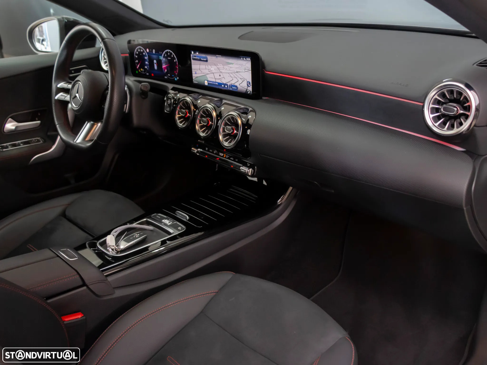 Mercedes-Benz A 200 AMG Line Aut. - 13