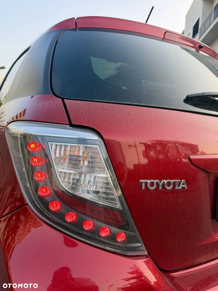 Toyota Yaris 1.33 Premium MS EU6 - 6