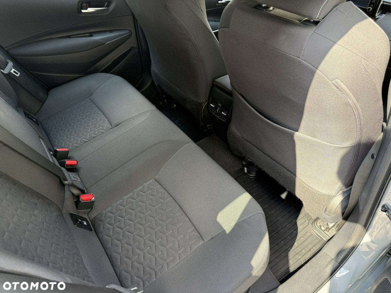Toyota Corolla - 14