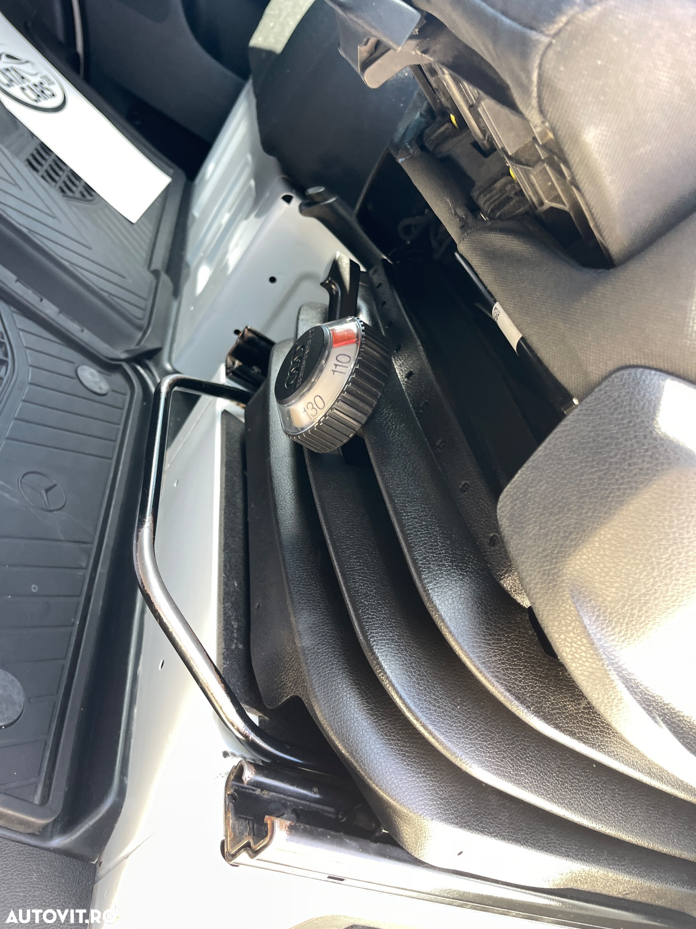 Mercedes-Benz Sprinter 319 3.0CDI V6 MEDIU 2CULISANTE - 25
