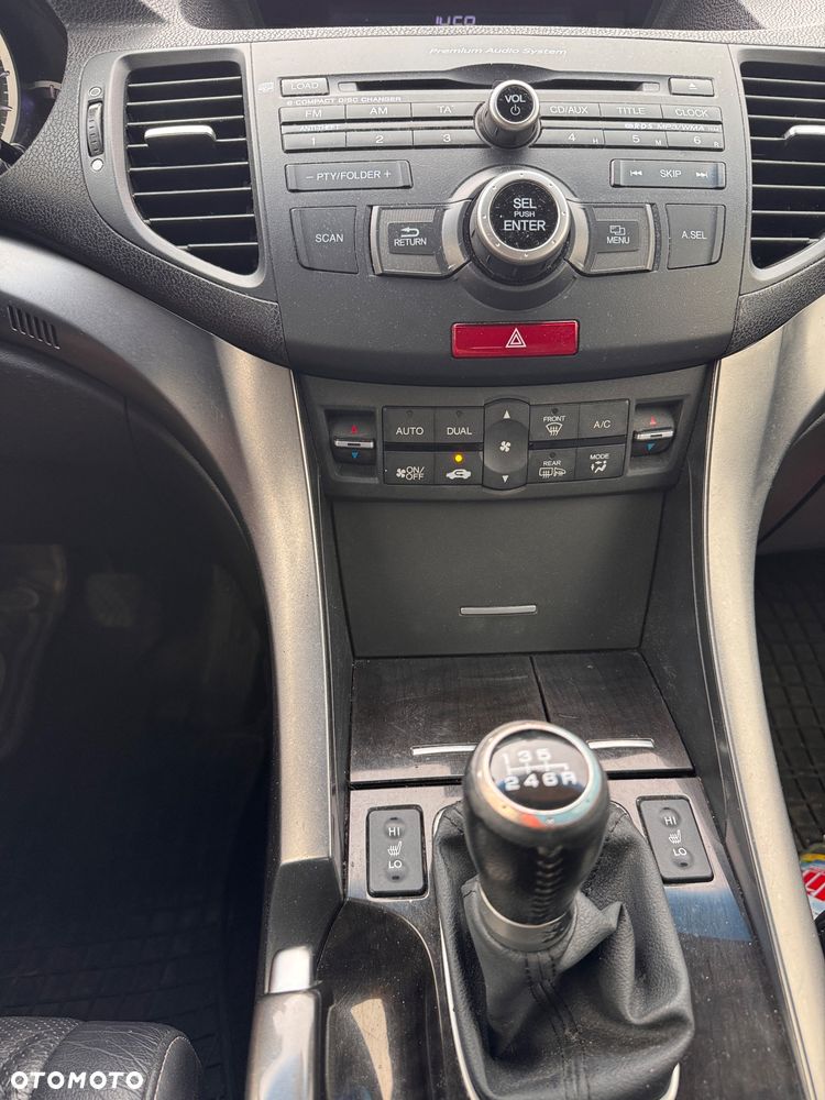 Honda Accord 2.0 Executive - 9